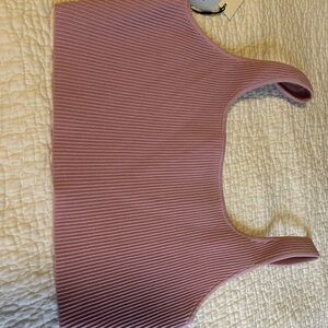 Aritzia Pink lilac  Ribbed Crop Top Sz L